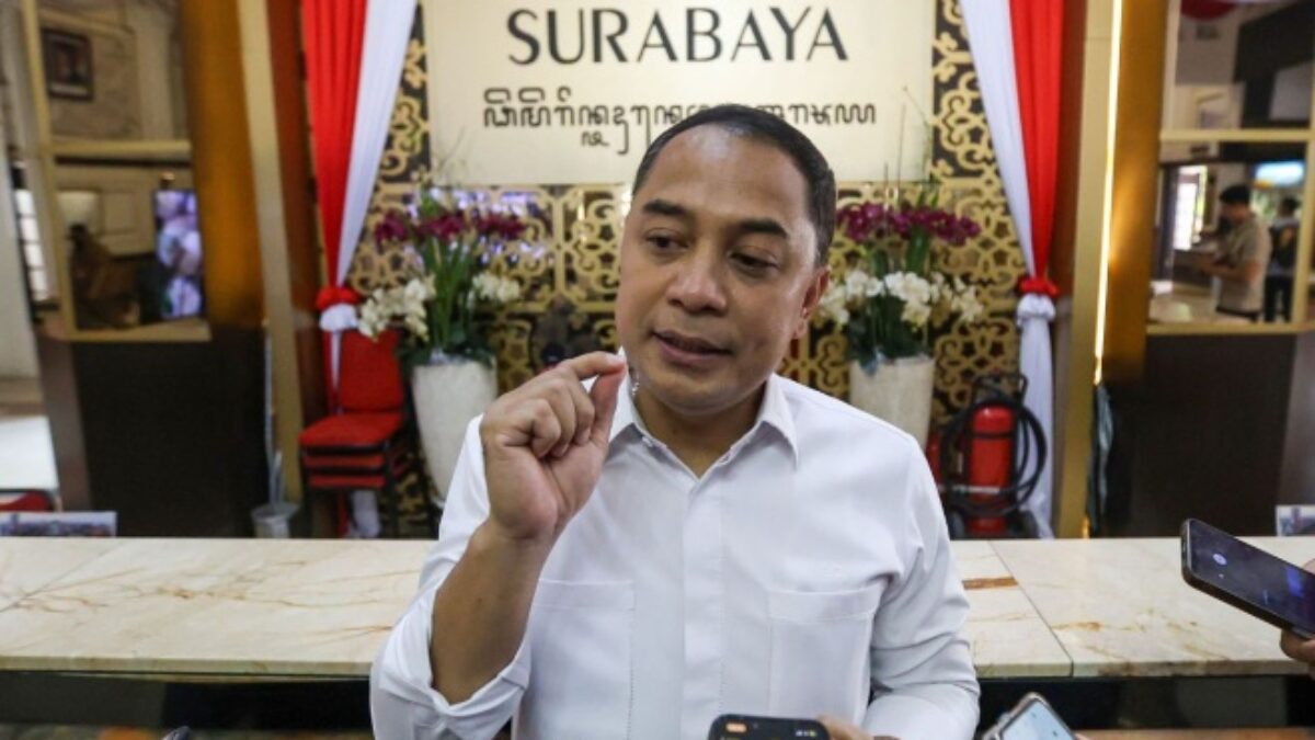 Surabaya Larang Sekolah Negeri Jual Seragam, Batik dan Olahraga Diseragamkan