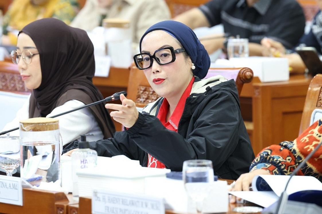 Selly Andriany Gantina menyoroti OTT di lingkungan BNPB dan meminta pengawasan anggaran kebencanaan.