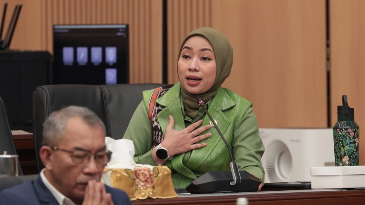 DPR Dorong Moratorium Izin di DAS Kritis, Korporasi Diminta Tanggung Biaya Pemulihan Lingkungan