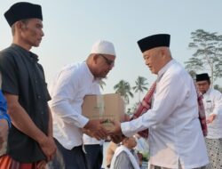 Bupati Malang Gelar Salat Istisqa di Pagak, Warga Terdampak Kekeringan Terima Bantuan