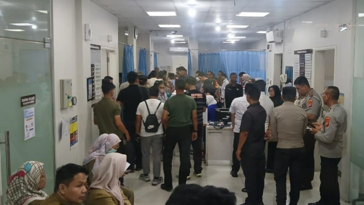 Ratusan Siswa Diduga Keracunan MBG di Cirebon, Operasional SPPG Disetop
