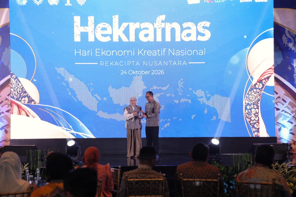 Brian Yuliarto menyampaikan penguatan pembelajaran ekonomi kreatif dan rencana kompetisi karya mahasiswa pada 2027.