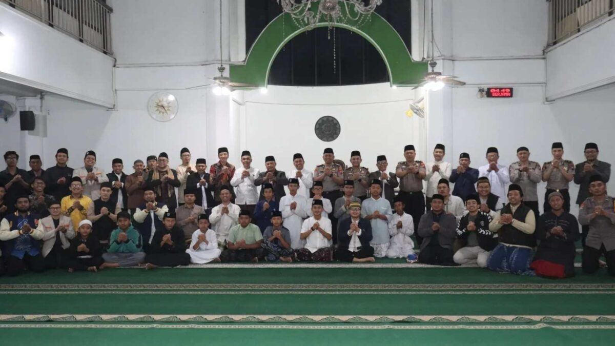 Subuh Keliling, Kapolresta Malang Ingatkan Bahaya Kejahatan dan Kebakaran