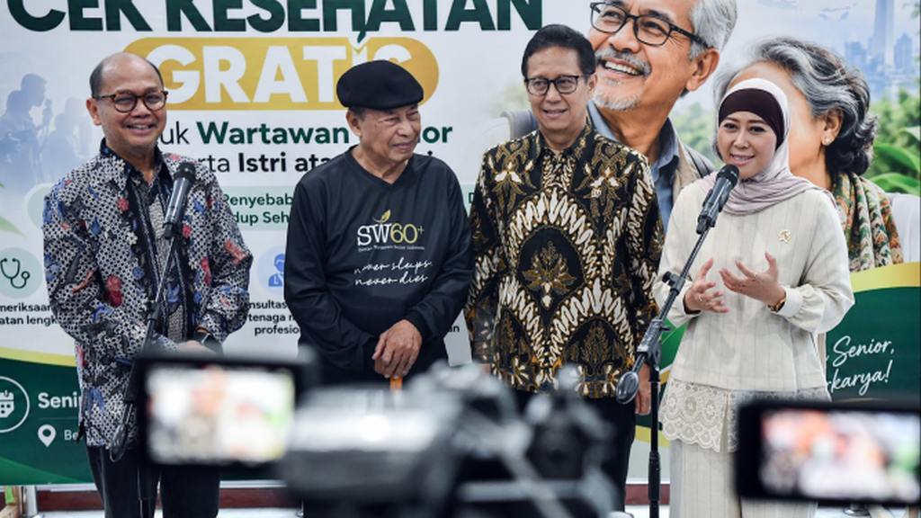 Meutya Hafid dalam kegiatan Cek Kesehatan Gratis bagi anggota Serikat Wartawan Senior Indonesia di Jakarta.