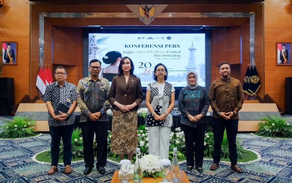 Menteri Pariwisata Widiyanti Putri Wardhana dalam peluncuran Jogja Cultural Wellness Festival 2026 yang memadukan budaya Jawa dan praktik wellness.