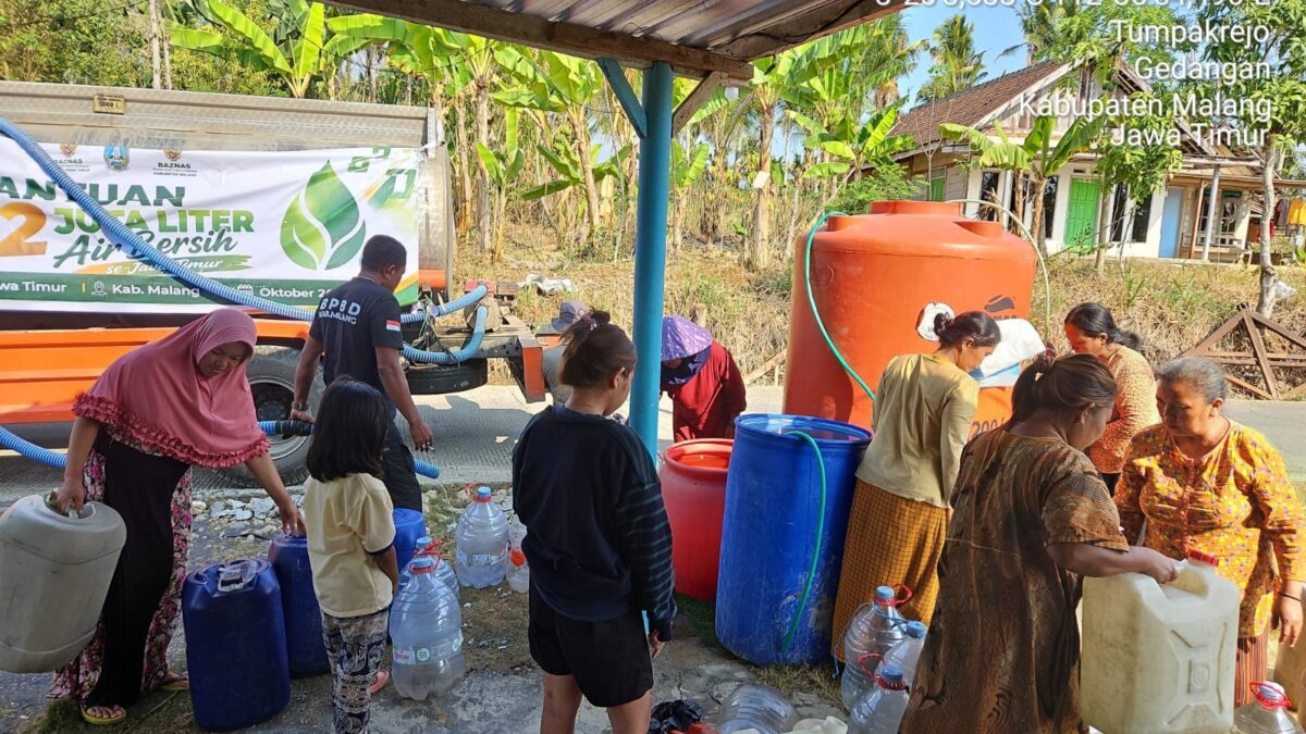 Kekeringan Melanda 14 Desa, BPBD Kabupaten Malang Salurkan Bantuan Air Bersih