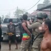 Satgas Damai Cartenz Mengamankan Dua Pelaku Pembunuhan Yahukimo