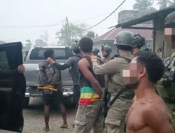 Satgas Damai Cartenz Mengamankan Dua Pelaku Pembunuhan Yahukimo