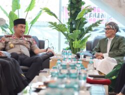 Memperkuat Sinergi dengan Ulama, Kapolri Silaturahmi dengan Rais Aam PBNU di Surabaya