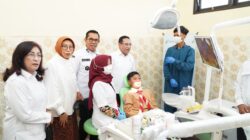 Wamenkes Meninjau Pelayanan Kesehatan Desa di Batu, Deteksi Dini Penyakit Diperkuat