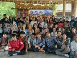Mahasiswa Unikama Belajar Topeng Malang dari Ki Soleh, Wujudkan Semangat Ngalam Hebak