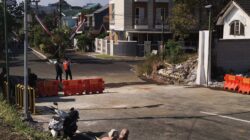 Blokade dan Penolakan Jalan Tembus Griyashanta Seret Warga dalam Ruang Konflik