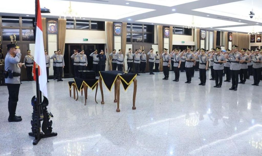 Kapolri Suyudi Ario Seto memimpin serah terima jabatan pejabat Polri