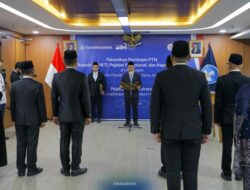 Kemdiktisaintek Lantik Pimpinan PTN, Dorong Kepemimpinan Adaptif
