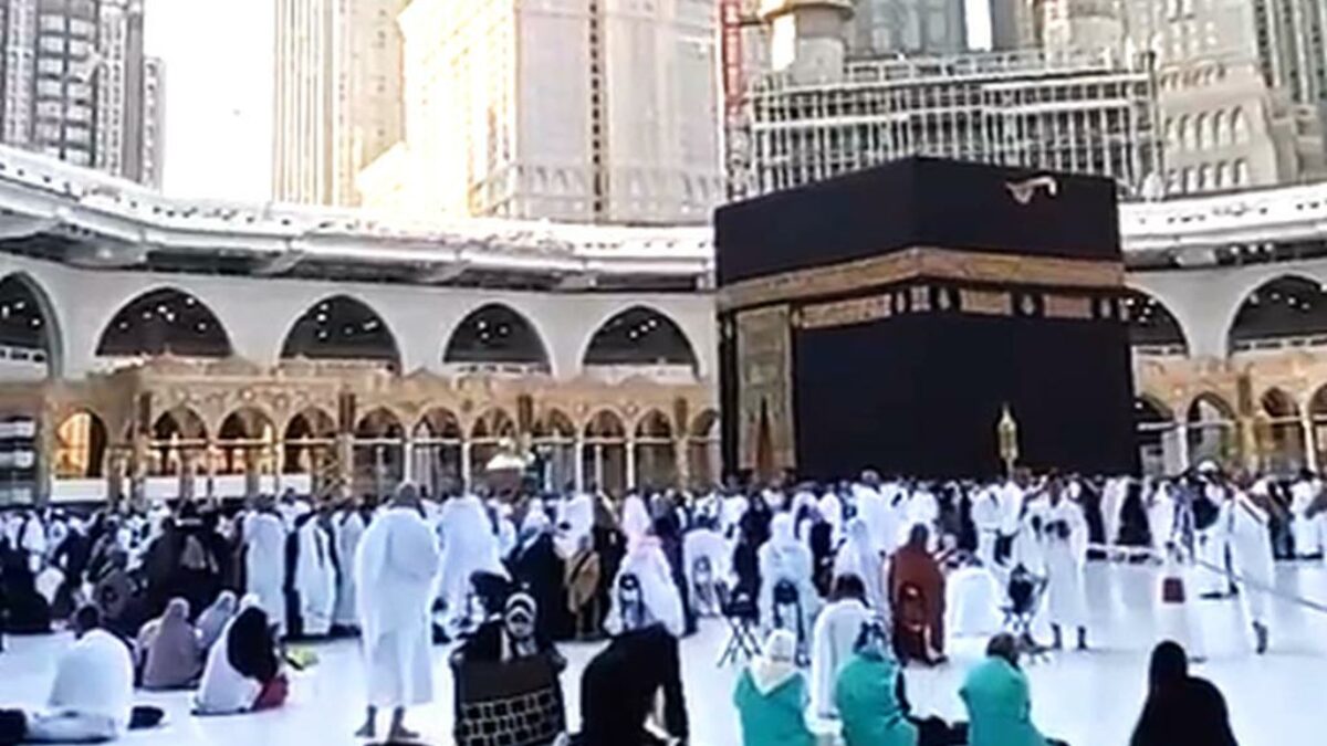 Jemaah umrah Indonesia di Arab Saudi diminta mengutamakan keselamatan dan mengikuti imbauan Kemenhaj.