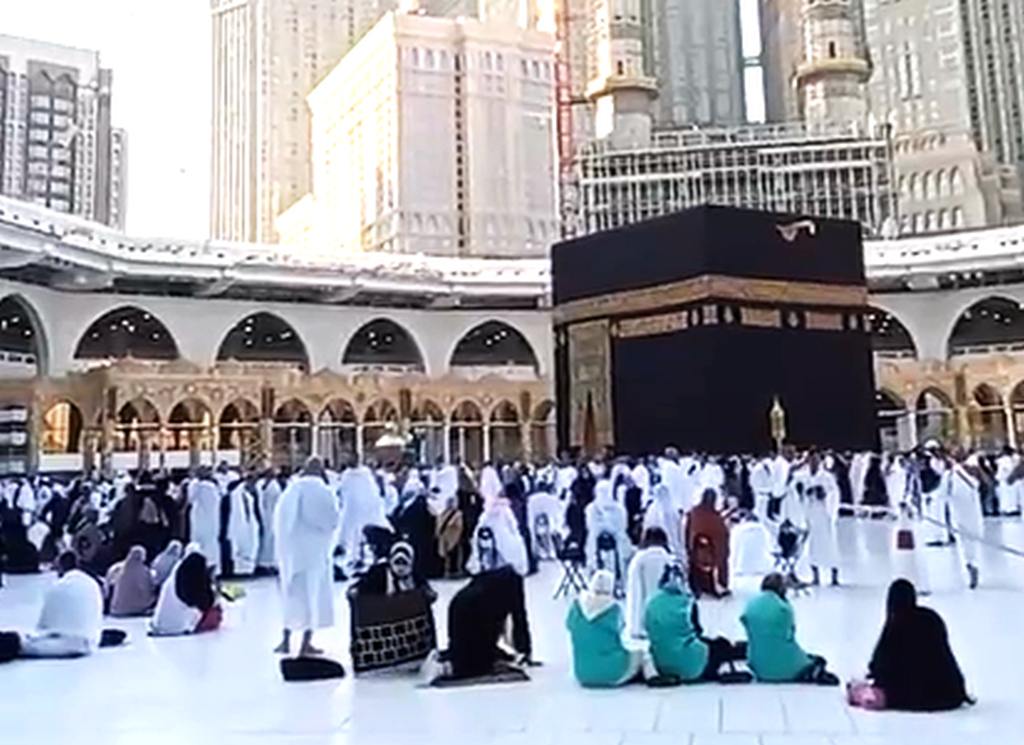 Jemaah umrah Indonesia di Arab Saudi diminta mengutamakan keselamatan dan mengikuti imbauan Kemenhaj.