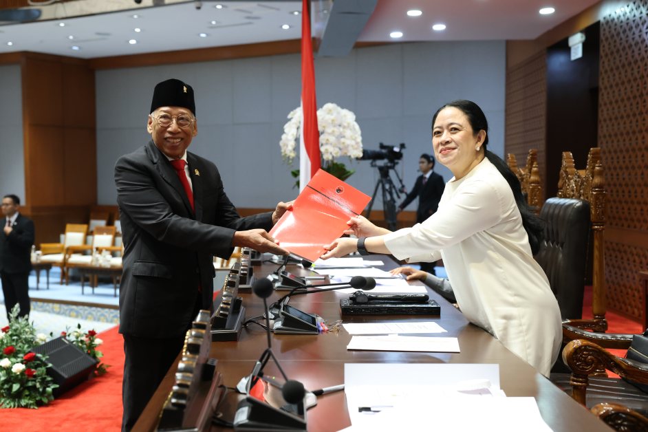 Rapat DPR membahas RUU Perampasan Aset sebagai usul inisiatif DPR RI