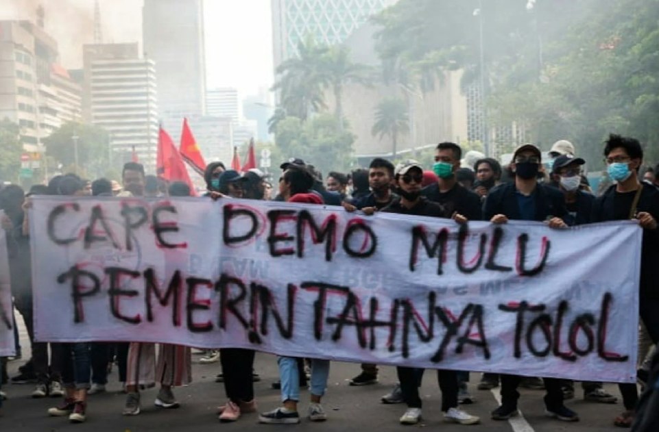 Mahasiswa dari sejumlah perguruan tinggi menyuarakan lima tuntutan