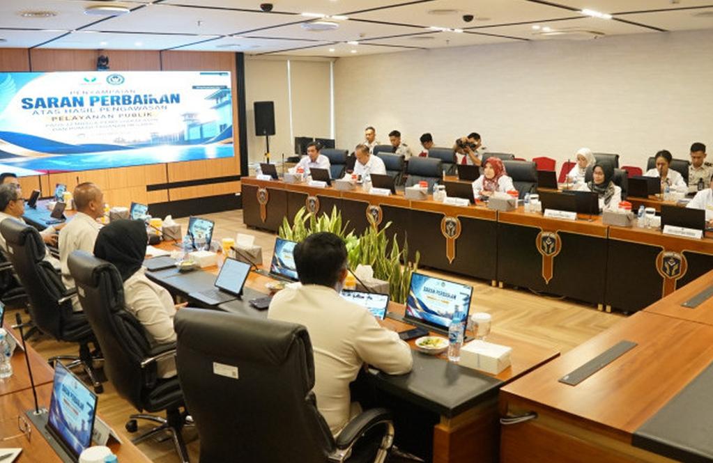 Ombudsman RI menyerahkan saran perbaikan tata kelola lapas kepada Kementerian Imipas.