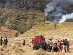 Empat Petugas Gugur saat Padamkan Karhutla Bromo, Api Sulit Dijangkau