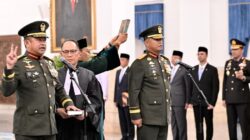 Presiden Prabowo Subianto melantik Jenderal TNI Maruli Simanjuntak sebagai Wakil Panglima TNI dan Kepala Badan Nasional Pengelola Perbatasan dan Daerah Terpencil.