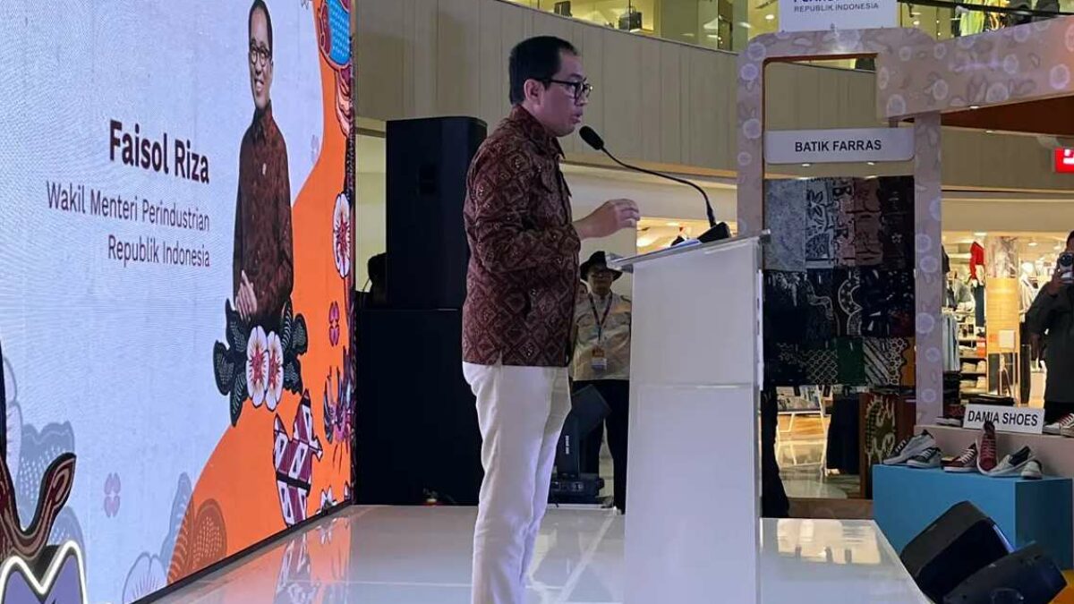 Hari Batik Nasional 2026 di Surabaya, Batik Dibawa Lebih Dekat ke Gen Z