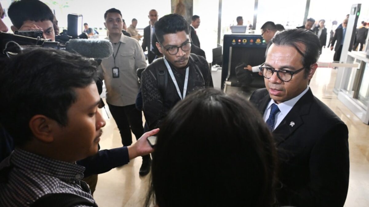 Pemerintah Siapkan Aturan AI Berbeda untuk Tiap Sektor