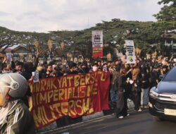 Aliansi Rakyat Bangkit Bersatu Desak Pemerintah Tak Berhenti pada Evaluasi